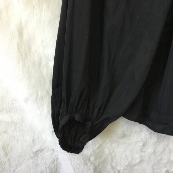 Archives Black Ruffled Off-The-Shoulder Top - Picture 3 of 13